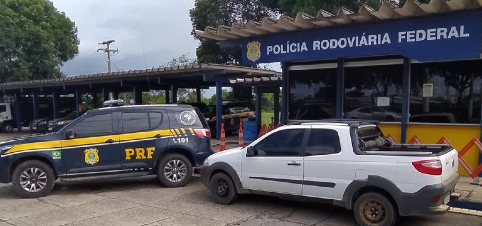 Motorista de carro roubado no Espírito Santo é preso em blitz na Bahia