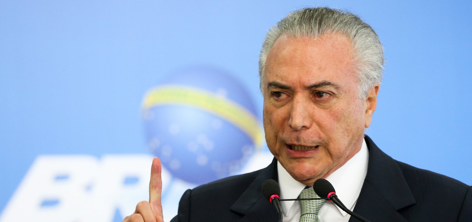 Temer diz que terceira via é única solução para o país e defende nome