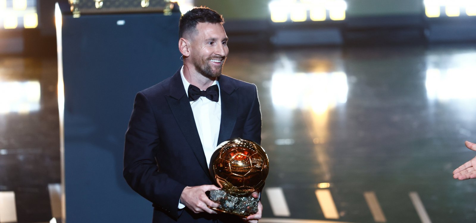 Bola De Ouro Pela Oitava Vez Messi O Grande Vencedor Do Pr Mio