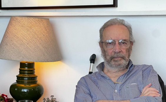 Janio de Freitas comenta tarifaço de Trump contra o Brasil: "Não podemos vender nosso futuro"