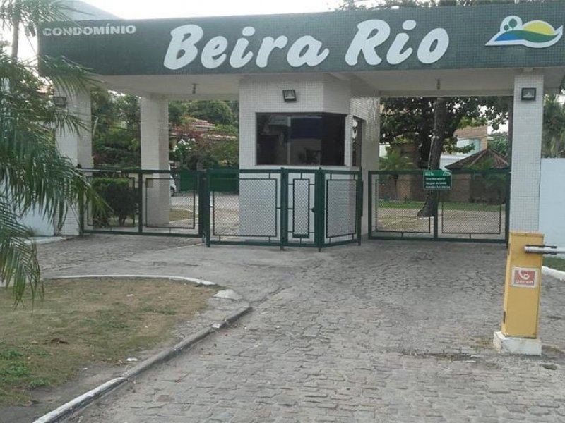 Após Justiça, Prefeitura de Lauro decide por derrubada de portões do Condomínio Beira Rio