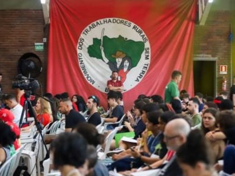 MST invade sede do Incra em Alagoas, após nomeação de novo superintendente feita por Lira