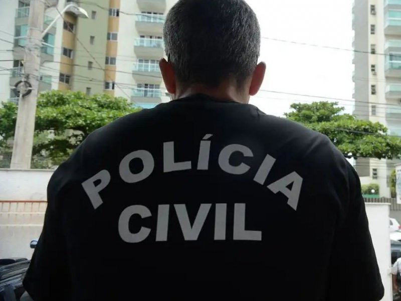 Homem é preso em casa noturna de Salvador por suspeita de favorecimento à prostituição infatojuvenil