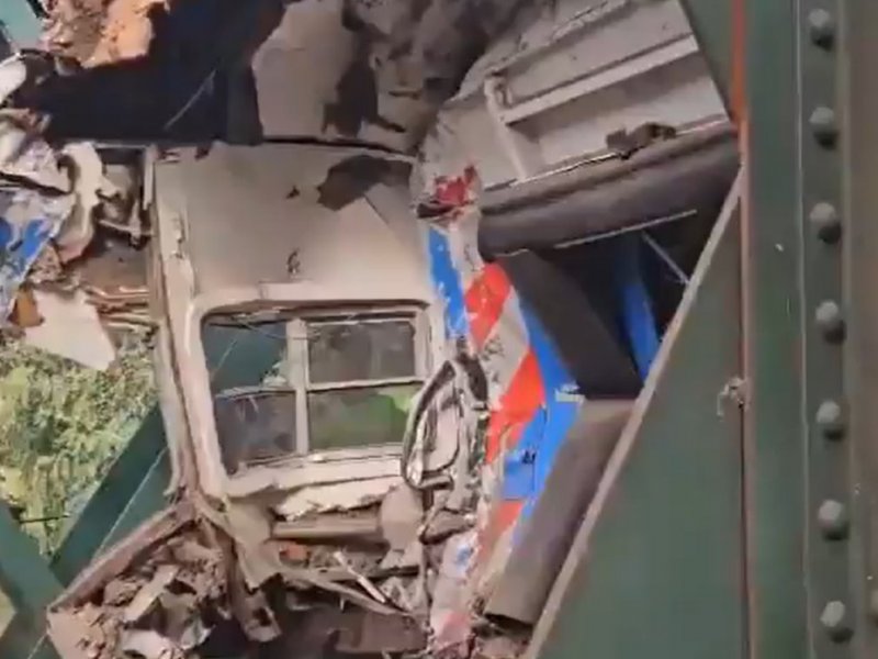 Colisão entre trens deixa 60 pessoas feridas na Argentina