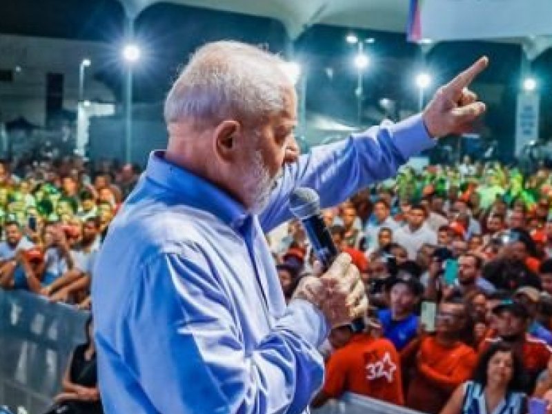 Liderança de Lula em possível reeleição em 2026; ouça o Aos Fatos