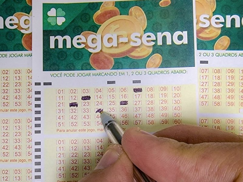 Mega-Sena vai sortear R$ 2,5 milhões nesta terça-feira