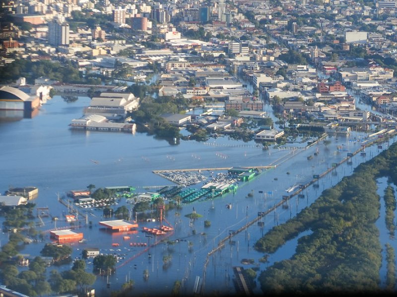 Universidade Federal do RS estima que Porto Alegre ficará ao menos mais 10 dias inundada