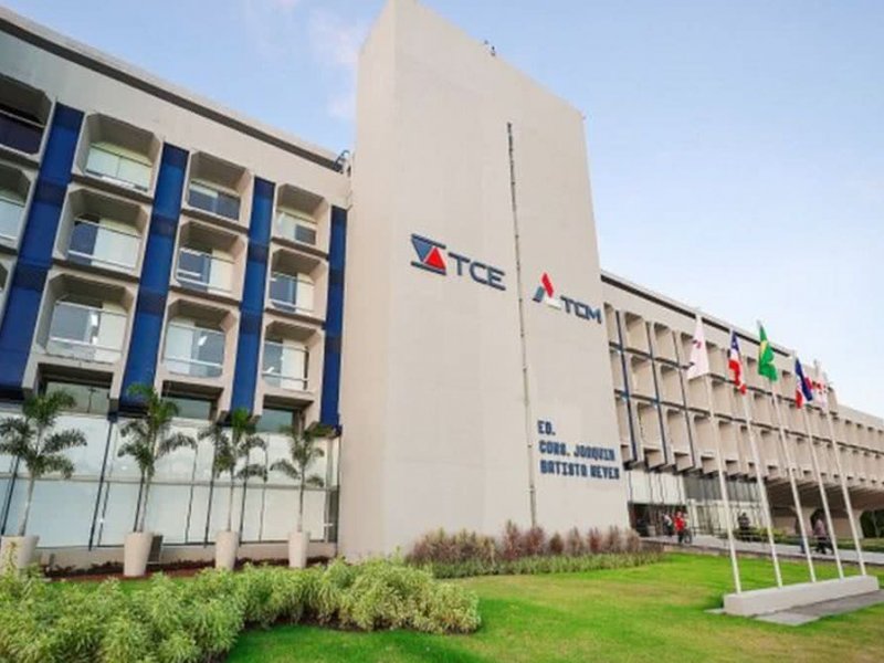 TCE aponta série de irregularidades na secretaria responsável por presídios baianos