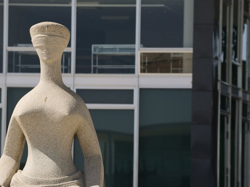 Por unanimidade, STF concede segurança vitalícia a ex-ministros