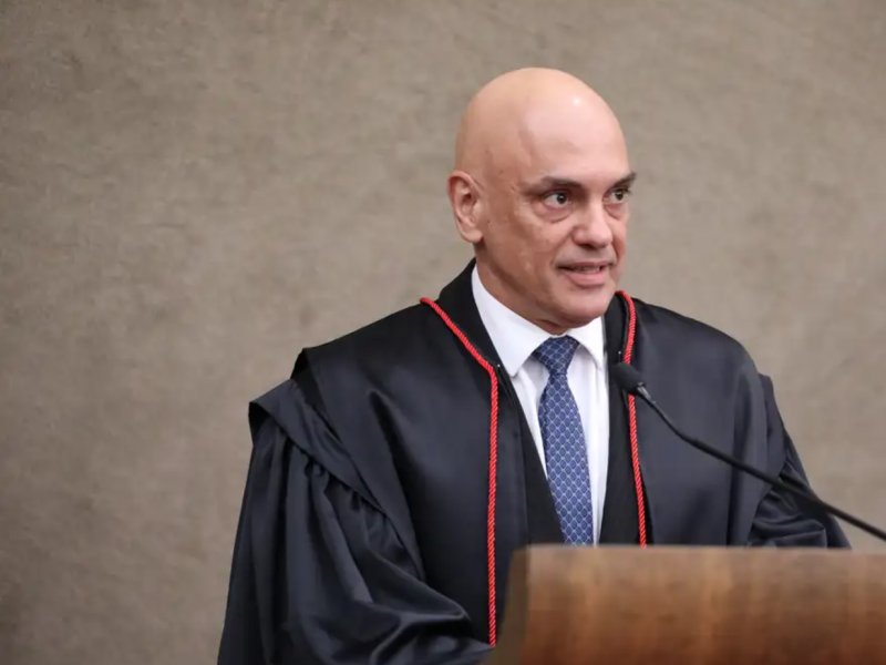 Barroso define Moraes como relator da ação do PSOL contra derrubada do IOF