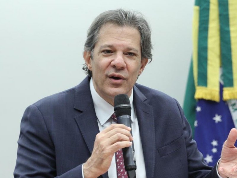 Haddad prevê arrecadação de R$ 15 bi com corte de gastos trubutários