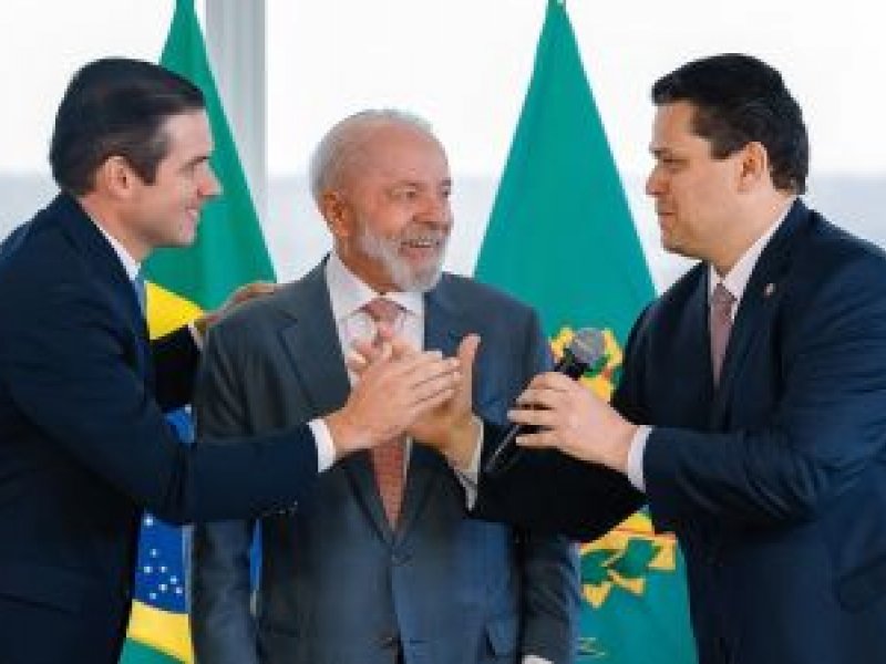 Lula articula encontro com Hugo Motta e Davi Alcolumbre