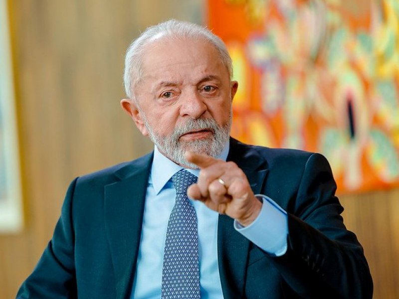 Lula afirma que Brics  vai continuar a buscar alternativas ao dólar nas relações comerciais
