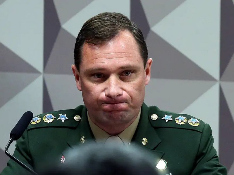 Cid confirma que Bolsonaro leu e pediu mudanças em minuta golpista 