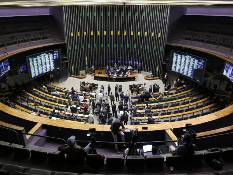 Confira como os deputados baianos votaram na PEC da Blindagem