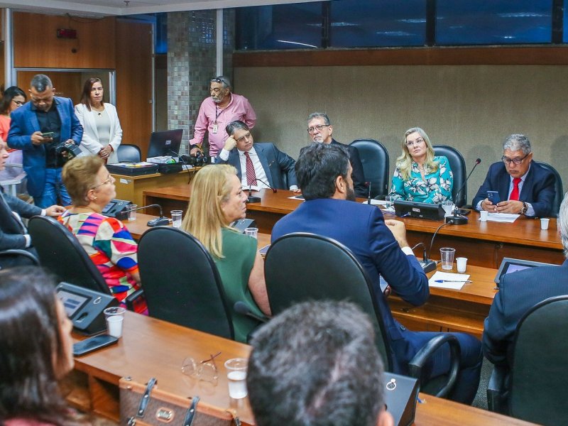 ALBA aprova abono extraordinário de 20% a professores com recursos do Fundef