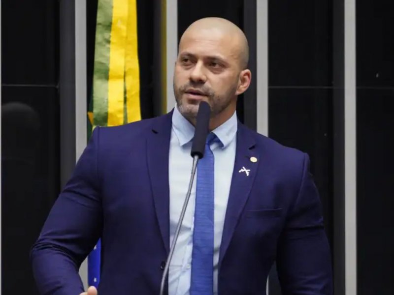 STF autoriza Daniel Silveira a cumprir pena em regime aberto com restrições