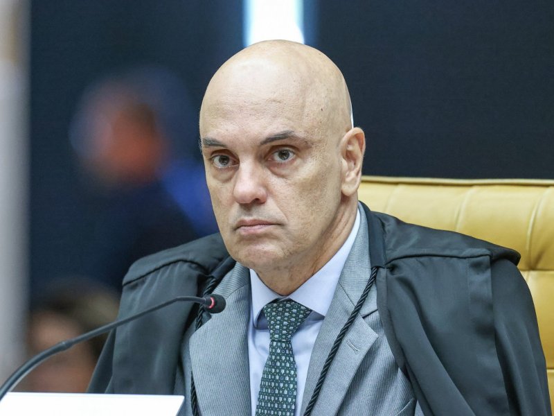 Moraes autoriza Bolsonaro a receber convidados para comemorar aniversário da filha