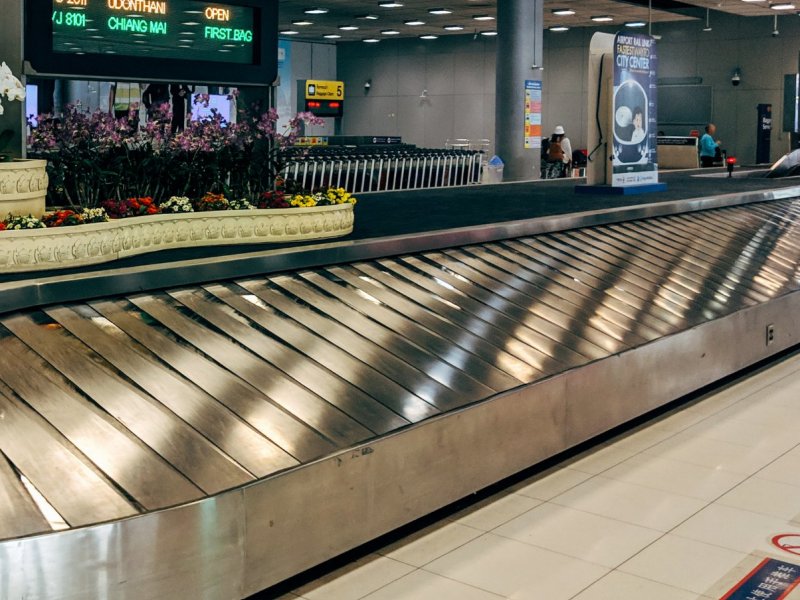 Aeroporto de Washington é fechado temporariamente após ameaça de bomba em voo