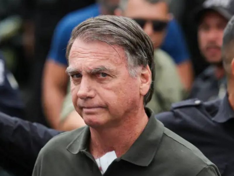 Início de pena de Bolsonaro e prisão de generais são destaques no Aos Fatos; ouça