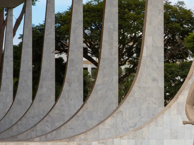 STF mantém prisões domiciliares de condenados por trama golpista