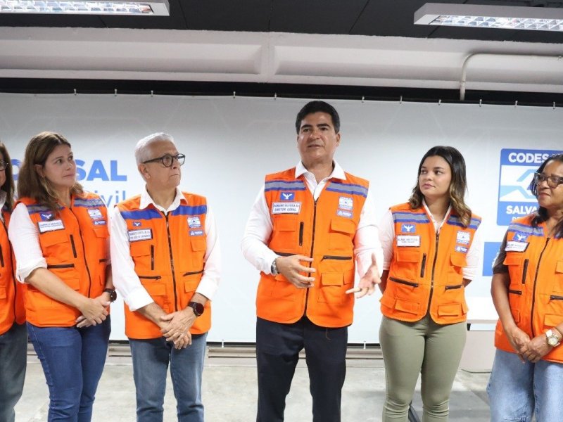 Adriano Silveira toma posse como novo diretor-geral da Codesal