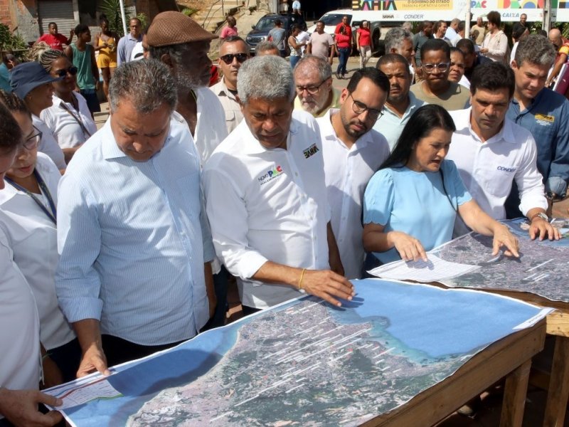 Governo da Bahia autoriza obras de contenção de encostas em Salvador