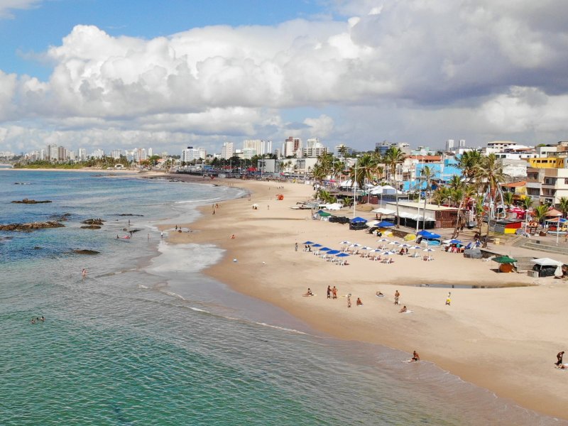 Corredor de umidade perde força e calor volta a dominar Salvador; confira previsão