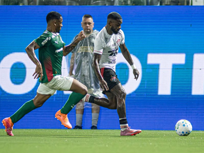 Sem reação, Vitória sofre goleada para o Palmeiras pelo Brasileirão