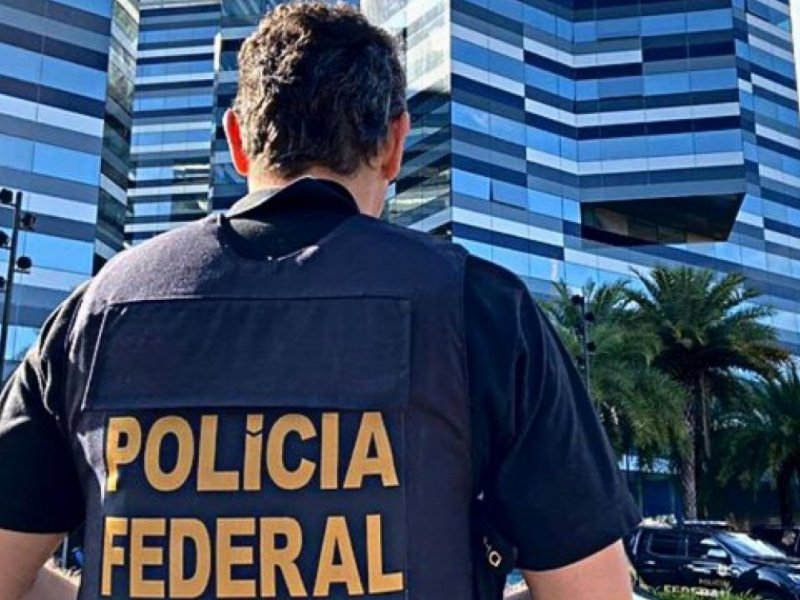 PF investiga vazamento de dados fiscais de ministros do STF