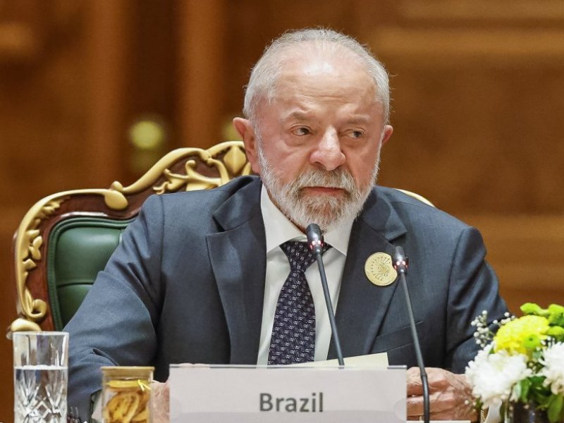 Lula garante que fará "qualquer sacrifício" para capturar magnatas do crime
