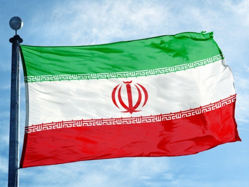 Transição no Irã: saiba quem assume comando temporário após morte de Khamenei