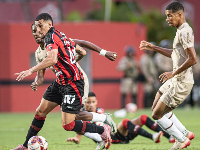 Vitória vence o Jacuipense nos pênaltis e Baianão terá Ba-Vi na final