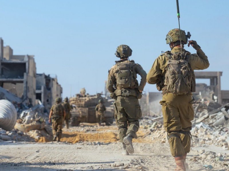 Guerra no Irã chega ao 6º dia com 1.230 mortos, bloqueio à internet e ataques a petroleiros