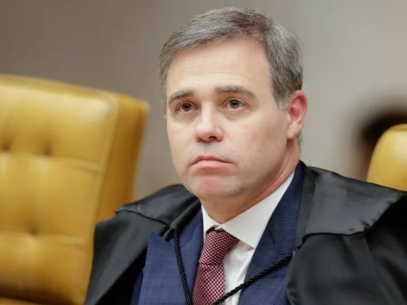 Mendonça abre inquérito para investigar vazamento de dados de Vorcaro