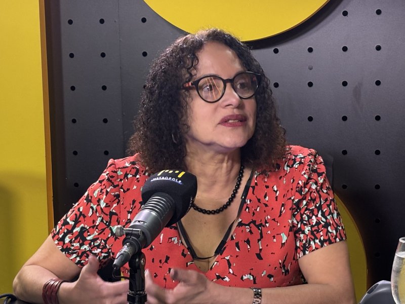 “Temos que ter um projeto nacional”, diz ministra Luciana Santos 