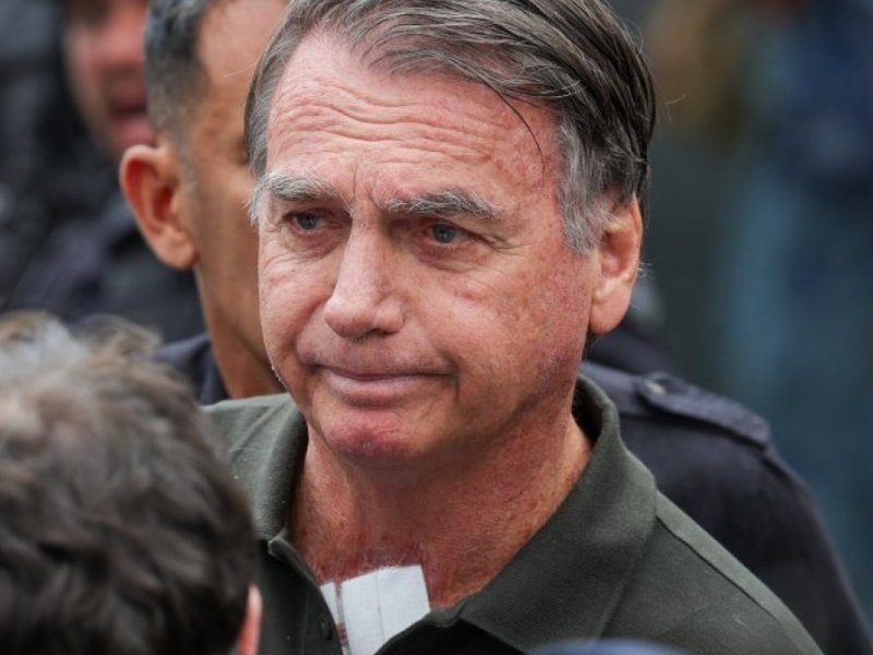 PGR se manifesta a favor de prisão domiciliar para Bolsonaro