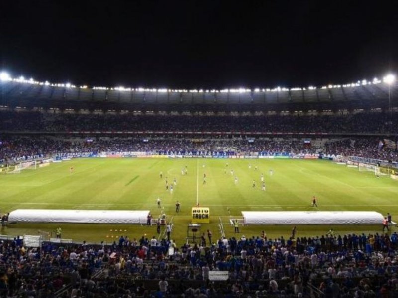 Cruzeiro x Vitória: onde assistir, prováveis escalações e arbitragem