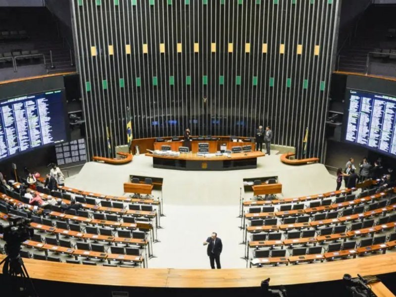 Deputados baianos trocam de partido na reta final da janela partidária; veja quem