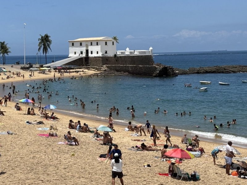 Sol predomina em Salvador nesta quinta e chuva perde força na Semana Santa; confira a previsão