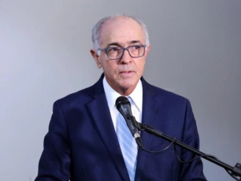 Aleluia retira pré-candidatura e anuncia apoio a ACM Neto na disputa pelo governo