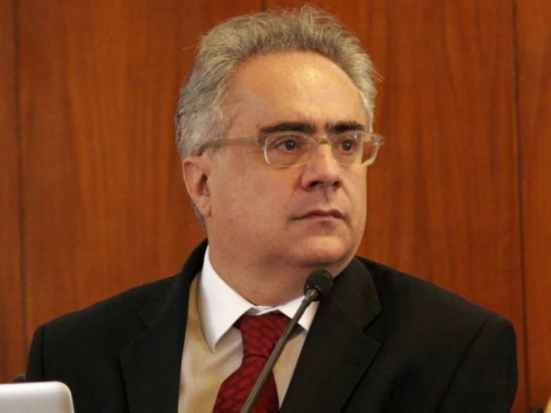 Análise de Luís Nassif e conflito entre EUA e Irã são destaques no Aos Fatos; ouça 