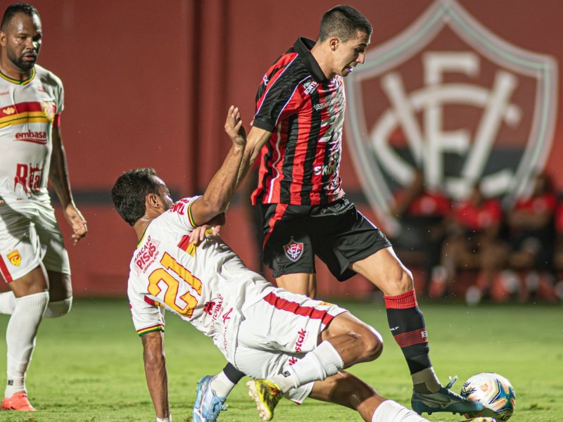 Com titulares, Vitória goleia a Juazeirense e vence a segunda no Nordestão