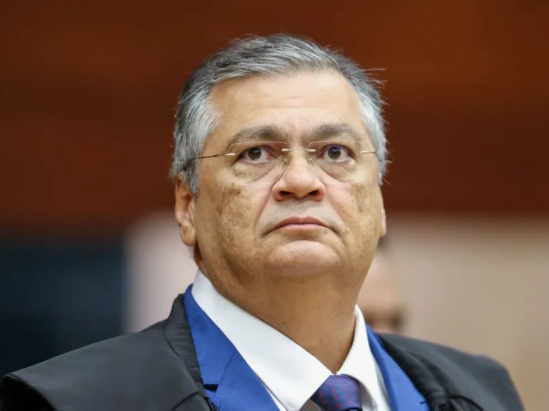 Flávio Dino pede vista e suspende julgamento no STF sobre eleição no Rio