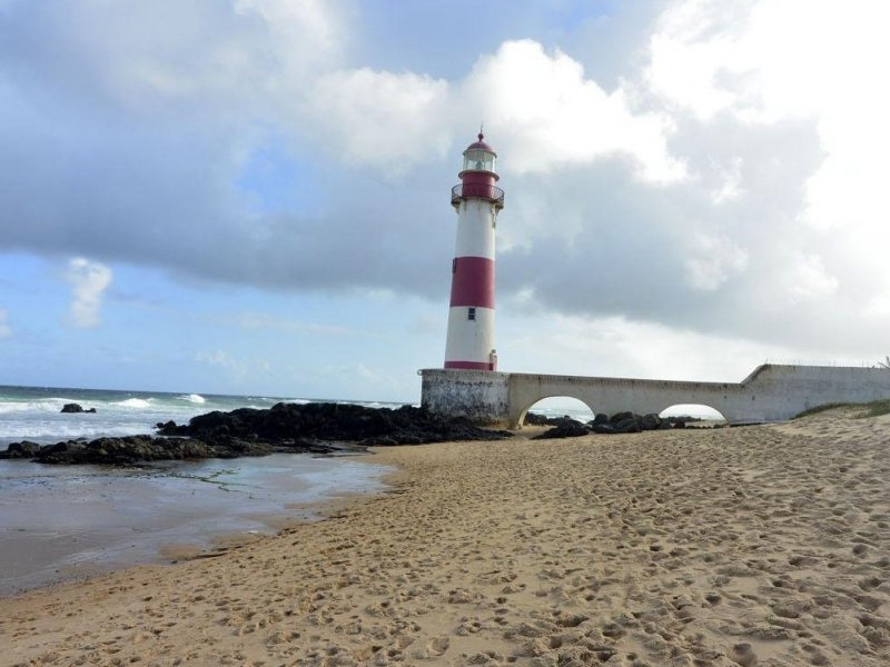 Salvador tem 15 trechos de praias impróprios para banho no feriado de Tiradentes