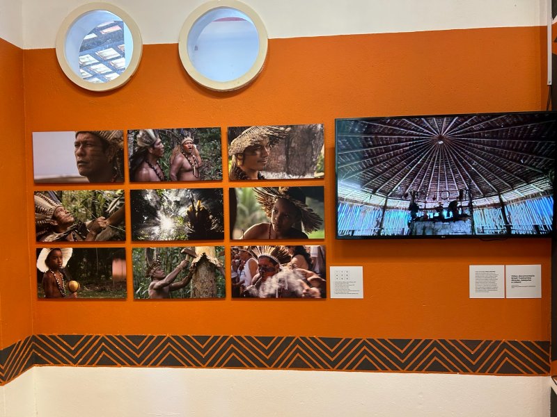 Entre cocares, vídeos e memórias: exposições indígenas ocupam museus baianos; confira