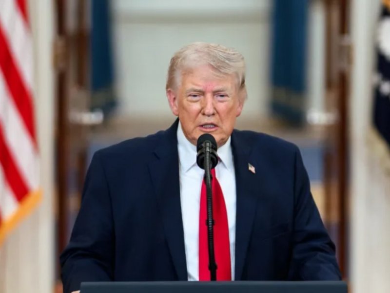 Trump ameaça Irã e envia delegação para negociações no Paquistão