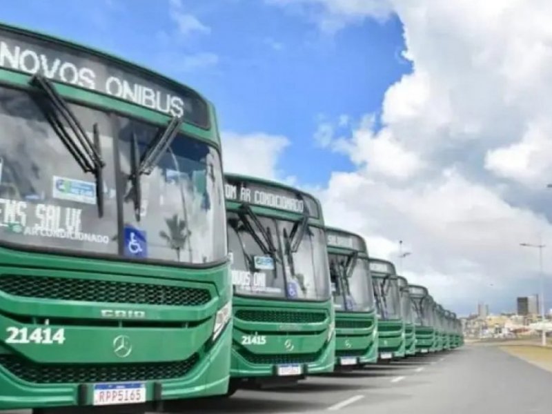 Saída de ônibus atrasa em Salvador nesta quinta-feira