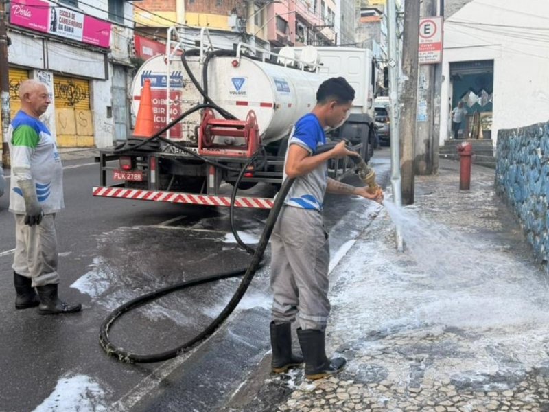 Limpurb mobiliza operação emergencial em Salvador após paralisação nacional de agentes de limpeza