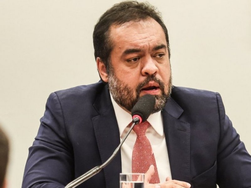 Cláudio Castro é alvo de investigação da PF sobre Banco Master; entenda